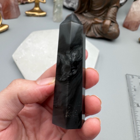 Black Obsidian Tower: Mystical Aura and Protective Power A32 - Picture 1 of 3